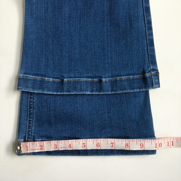SPANX Shape EveryWear Flare Blue Denim Jeans Size Medium in Authentic Blue Wash - Picture 13 of 16